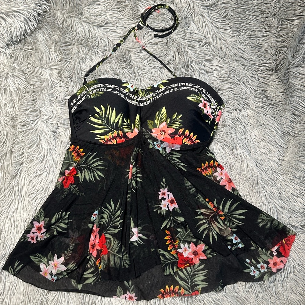Kona Sol Black Floral Swim Top Size S